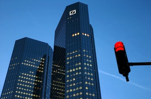 Die Deutsche Bank hat mit einem Rekordverlust zu kämpfen. Foto: dpa