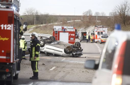 Auf der B 14 hat es am Dienstagvormittag einen schweren Unfall gegeben. Foto: 7aktuell.de/Simon Adomat