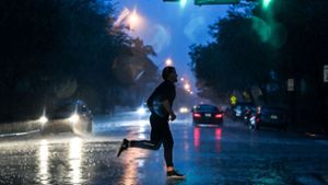 Auch im US-Bundesstaat Florida könnte der Tropensturm „Eta“ für lebensbedrohliche Überflutungen sorgen. Foto: AFP/CHANDAN KHANNA