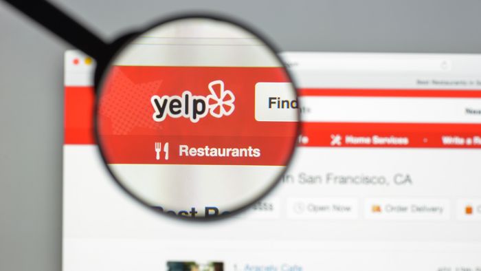 Yelp: Spam-Kommentare löschen als Job