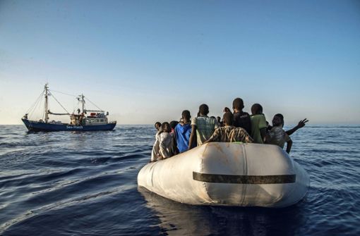 Die Schiffe der Initiative  Sea-Watch nehmen im Mittelmeer in Seenot geratene  Menschen auf der Flucht auf. Foto: Sea-Watch/Fabian Melber/z
