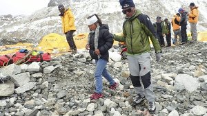 Fast alle Bergsteiger am Mount Everest sind inzwischen ausgeflogen worden. Foto: EPA