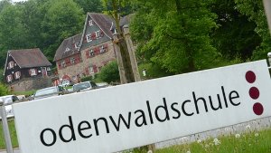 Die Odenwaldschule im hessischen Ober-Hambach bei Heppenheim startet unter Auflagen in ein neues Schuljahr. Foto: dpa