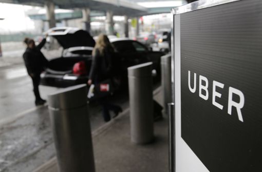 Uber will wieder selbst fahrende Autos einsetzen (Symbolbild). Foto: AP