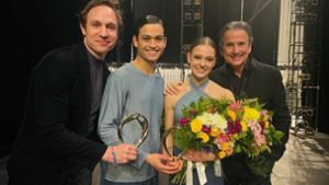 Strahlende Gewinner: Roman Novitzky, Adhonay Soares da Silva, Mackenzie Brown und Intendant Tamas Detrich (v.li.) vom Stuttgarter Ballett Foto: Stuttgarter Ballett