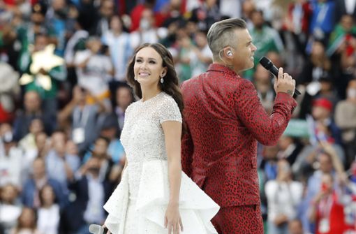 Duett  mit Robbie Williams: Aida Garifullina beim Eröffnungskonzert zur Fußball-WM. Foto: AP