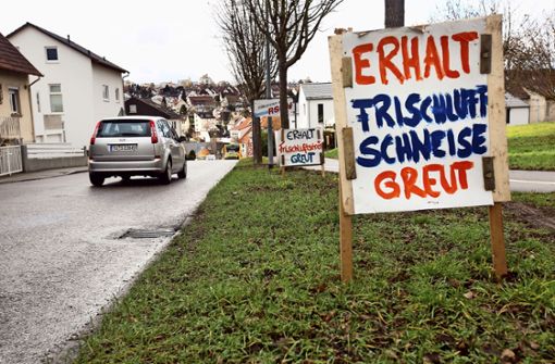 Wenn wie hier im Esslinger Gebiet Greut neu gebaut werden soll, spielt die Beurteilung klimatischer Folgen zunehmend eine wichtige Rolle. Foto: Roberto Bulgrin