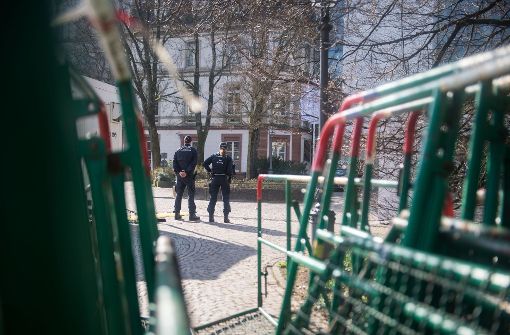 Polizisten kontrollierten während des Gipfels die Innenstadt von Baden-Baden Foto: dpa