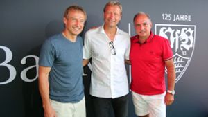 VfB-Legenden unter sich: Jürgen Klinsmann, Guido Buchwald und Hansi Müller (v. li.) Foto: Baumann
