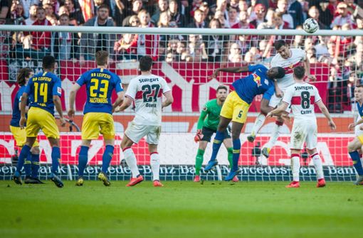 Der VfB Stuttgart zeigte lange Zeit ein gutes Spiel, konnte sich gegen RB Leipzig jedoch nicht durchsetzen. Foto: dpa