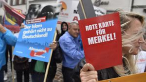 Organisierter Anti-Merkel-Protest von AfD und Bürgerbündnis in Torgau in Sachsen. Foto: AFP