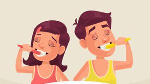 Egal ob mit elektrischer oder herkömmlicher Bürste: regelmäßige Mundpflege kann schlimme Entzündungen an den Zähnen und am Zahnfleisch vorbeugen. Foto: Adobe Stock/PrettyVectors