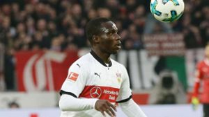 In Mainz durfte er nicht, gegen Schalke soll er wieder spielen: VfB-Stürmer Chadrac Akolo Foto: Baumann
