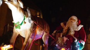 Auf dem Weihnachtsmarkt in Waiblingen erleidet eine Besucherin ein Knalltrauma, der Ausflug einer Familie aus dem Raum Backnang zu einem Christkindlesmarkt ruft die Polizei auf den Plan - diese und weitere kuriose Polizeimeldungen gab es im Dezember (Symbolbild). Foto: Leserfotograf burgholzkaefer