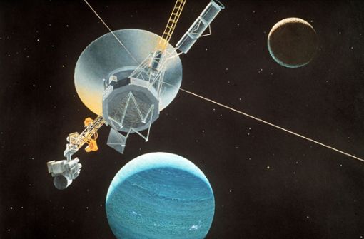 Die grafische Darstellung zeigt die amerikanische Raumsonde Voyager 2 mit dem Planeten Neptun und seinem Mond Triton. Die Grafik von Don Davis wurde von der Nasa im August 1981 veröffentlicht. Foto: Nasa//Don Davis/dpa