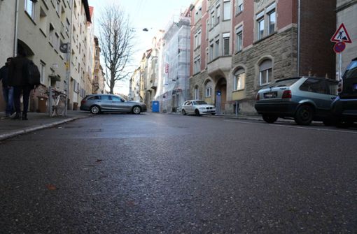 Nach einem Tötungsdelikt im Stuttgarter Westen sucht die Polizei nach dem Motiv des Täters. Foto: Andreas Rosar/Fotoagentur Stuttgart