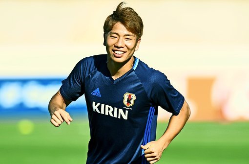 Bald für den VfB Stuttgart am Ball: Der 21 Jahre alte Japaner Takuma Asano Foto: AFP