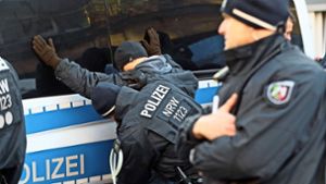 Manche Landespolizeien sind in Zusammenhang mit Rassismus- und Diskriminierungsvorwürfen besonders auffällig geworden. Foto: dpa/Roland Weihrauch