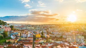 Das Klima ist im April im portugiesischen Lissabon besonders angenehm. Foto: Serenity-H/Shutterstock.com