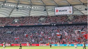 Ausverkaufte Ränge in Cannstatt: Der VfB zieht. Foto: Pressefoto Baumann/Volker Müller