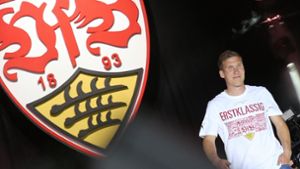 Dieser Mann ist bei vielen Fans des VfB Stuttgart schon jetzt ein Held: Trainer Hannes Wolf. Foto: Pressefoto Baumann