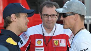 Ein Bild aus der Vergangenheit: Stefano Domenicali (Mitte) unterhält sich mit Sebastian Vettel (links) und Michael Schumacher. Foto: dpa/David Ebener
