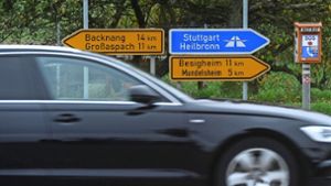 Die Aufstufung des sogenannten Autobahnzubringers zur Bundesstraße sollte 2019 erfolgen. Doch die Umsetzung lässt auf sich warten. Foto: Archiv (Werner Kuhnle)