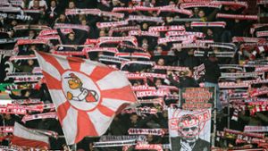AfD-Anhänger in der Fankurve – darüber ist auch beim VfB Stuttgart eine intensive Diskussion entbrannt.Foto:dpa Foto:  