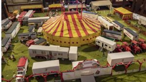 Großes Zelt ganz klein. In Hemmingen gibt es momentan viel Zirkus im Miniaturformat. Foto: factum/Weise