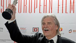 Der Film „Toni Erdmann“ wurde jetzt auch für den Golden Globe nominiert. In unserer Bildergalerie sehen Sie Fotos vom Filmpreis aus Breslau. Foto: AFP