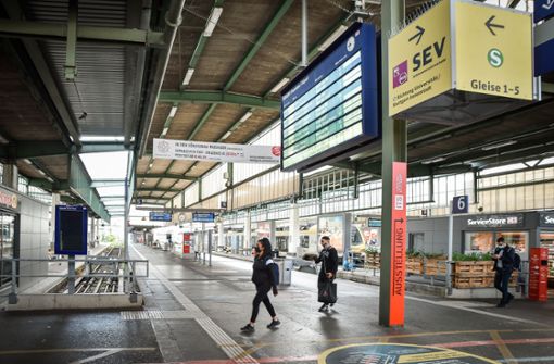 Die Lokführer streiken und am Stuttgarter Hautbahnhof ist wenig los. Foto: Lichtgut/Ferdinando Iannone