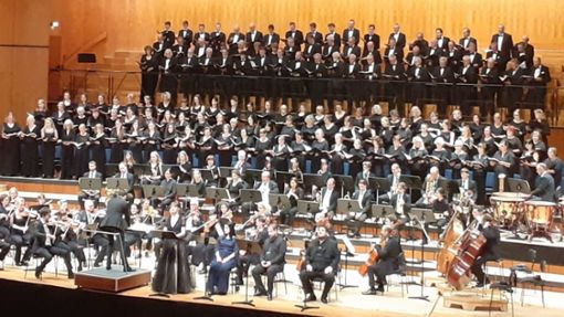 Das ganz große Aufgebot des Stuttgarter Liederkranzes im Beethovensaal der Liederhalle. Foto: privat