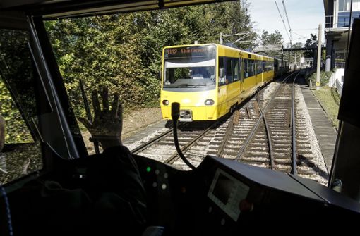 Die Gleisanalgen für die Stadbahn müssen in Schuss gehalten werden. Das führt zu Ausfälle und Umleitungen. Foto: Lichtgut/Leif Piechowski