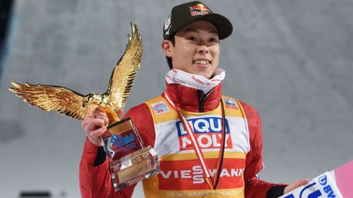 Ryoyu Kobayashi, zum dritten Mal Tournee-Gesamtsieger Foto: AFP/Christof Stache