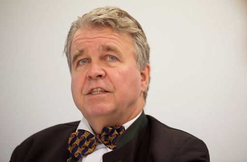 Stuttgarter AfD-Gemeinderäte sollen dem früheren Parteimitglied Heinrich Fiechtner nach dessen Angaben Geld geboten haben, damit dieser sein Gemeinderatsmandat niederlegt. Foto: dpa