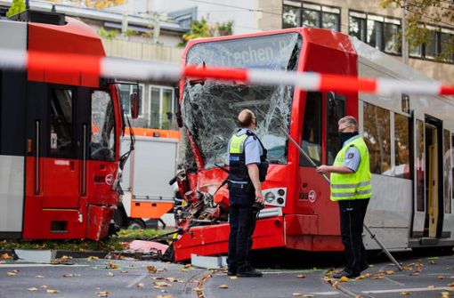 20 Personen wurden bei dem Unfall in Köln verletzt. Foto: dpa/Rolf Vennenbernd