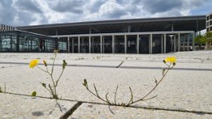 Immerhin kann am Hauptstadtflughafen BER nun weitergebaut werden - denn Brüssel gibt grünes Licht für eine neue Milliardenhilfe aus Steuergeldern. Foto: dpa