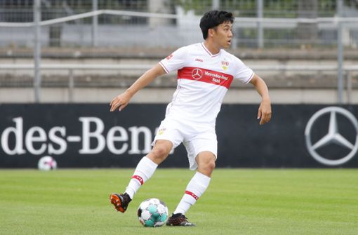 Wataru Endo zeigte auch gegen Straßburg, dass er momentan ein unverzichtbarer Bestandteil der Startformation des VfB ist. Foto: Baumann