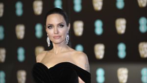 Bei etwa einem Viertel aller Frauen mit Brustkrebs treten vermehrt Brustkrebsfälle in der Familie auf. Bei der US-Schauspielerin Angelina Jolie konnte mittels eines Tests ein genetisch bedingtes Erkrankungsrisiko festgestellt werden. Foto: picture alliance/dpa