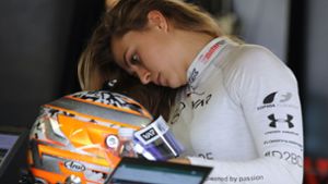 Im Internet hat die Münchnerin Sophia Flörsch bereits rund 500 000 Fans hinter sich vereint – das sportliche Ziel der Formel-3-Pilotin ist die Formel 1 Foto: AFP/K.Y. Cheng
