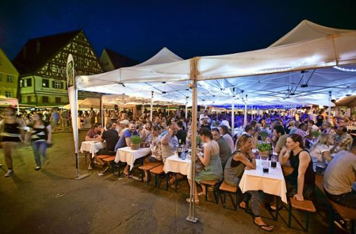 Preise wie beim letzten Zwiebelfest im Jahr 2019 sind laut Gastronomen bei der Premiere des Estivals nicht möglich. Foto: Roberto B/ulgrin