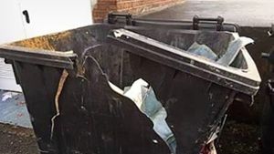 Upps, da ist was schiefgelaufen: die zerstörte Mülltonne der DNV Touristik. Foto: privat