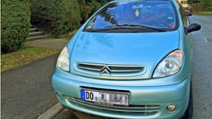Stein des Anstoßes: der Dortmunder  Citroën im Wohngebiet Foto: Götz Schultheiss
