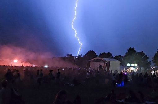 Aufgrund eines Gewitters musste die Veranstaltung in Ostfildern unterbrochen werden. Foto: Fotoagentur Stuttgart/Andreas Rosar