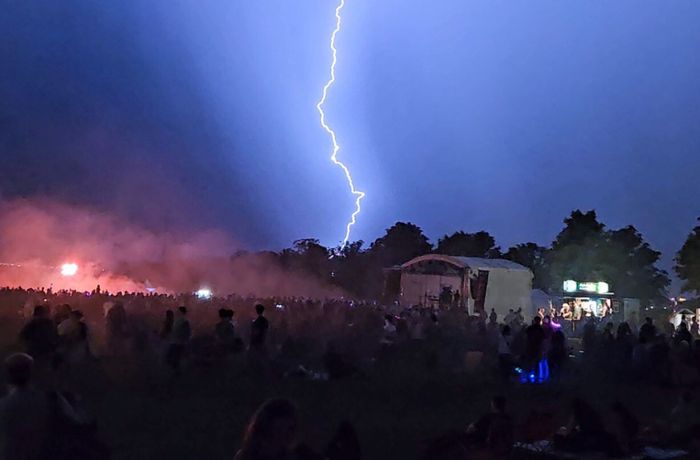 Festival in Ostfildern: Unwetter: „Flammende Sterne“ muss am Abend unterbrochen werden