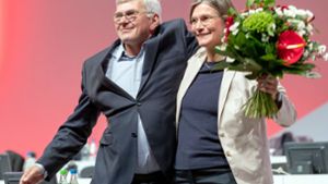 IG-Metall-Chef Jörg Hofmann und Vize Christiane Benner (hier beim Gewerkschaftskongress 2019 in Nürnberg) – der eine geht, die andere bleibt. Foto: dpa/Daniel Karmann