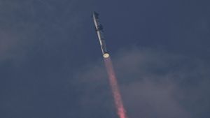 SpaceXs Mega-Rakete Starship bei ihrem dritten Testflug - ein weiterer Teststart steht bevor. Foto: Eric Gay/AP/dpa