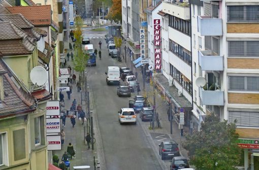Auf der Seelbergstraße wurden im vergangenen Jahr mehr als 2500 Strafzettel an Falschparker verteilt. Geändert hat sich dadurch wenig. Foto: Uli Nagel