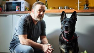 Tony (Ricky Gervais) will nicht mehr leben, muss aber weiter seinen Hund versorgen. Foto: Netflix