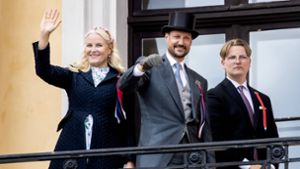 Die großen Kinder sind bereits flügge: Am norwegischen Nationalfeiertag stand nur Mette-Marits und Haakons Jüngster Sverre Magnus mit ihnen auf dem Palastbalkon. Foto: PPE